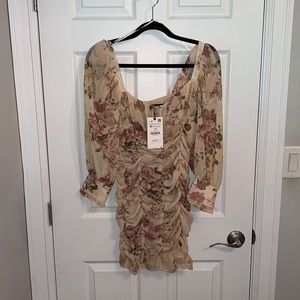 Zara Draped Floral print dress in Pink/mauve. size M. new with tags